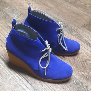 Sperry cobalt blue wedges